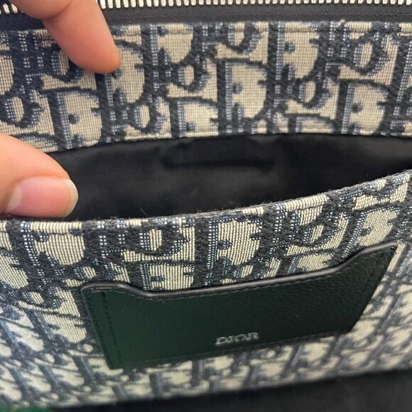 CHRISTIAN DIOR 2019 Oblique Pouch Clutch - Picture 8 of 15